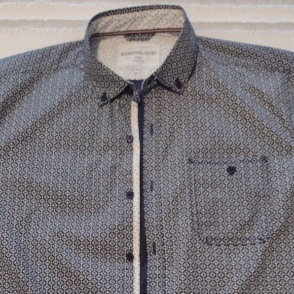 International Report Men's Long Sleeve Shirt - Picture 2 of 9